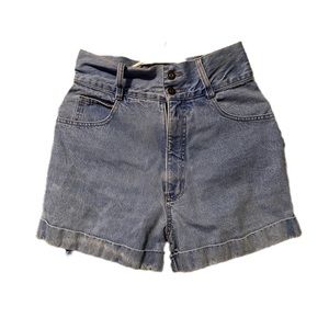 Women’s Express Shorts
